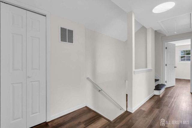 8 Wendy Drive, Old Bridge, NJ 08857