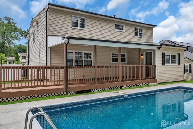 8 Wendy Drive, Old Bridge, NJ 08857