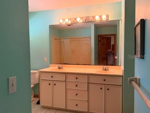 4944 MIDNIGHT LANE, Sarasota, FL 34235