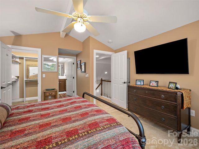 104 Little Cherokee Ridge, Hendersonville, NC 28739