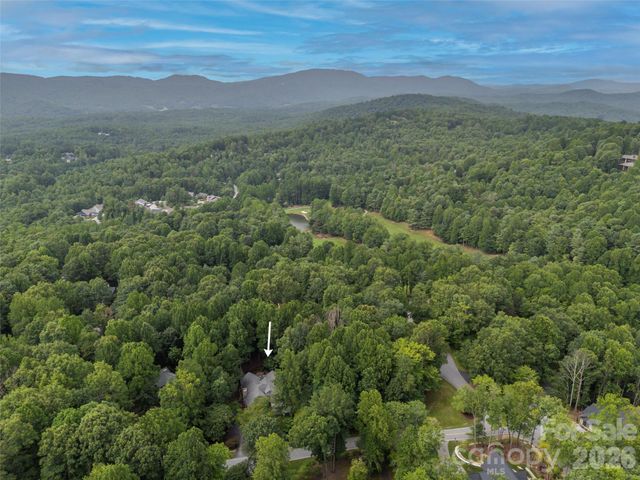 104 Little Cherokee Ridge, Hendersonville, NC 28739