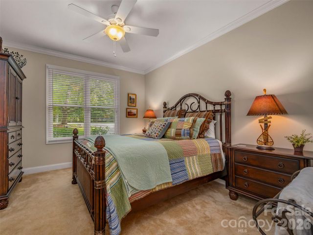 104 Little Cherokee Ridge, Hendersonville, NC 28739