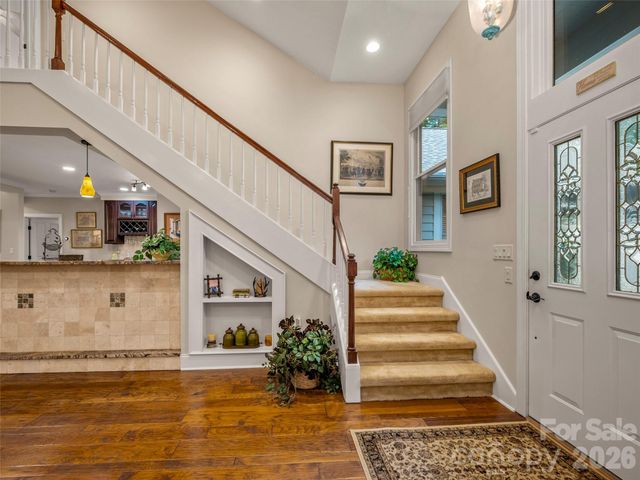 104 Little Cherokee Ridge, Hendersonville, NC 28739
