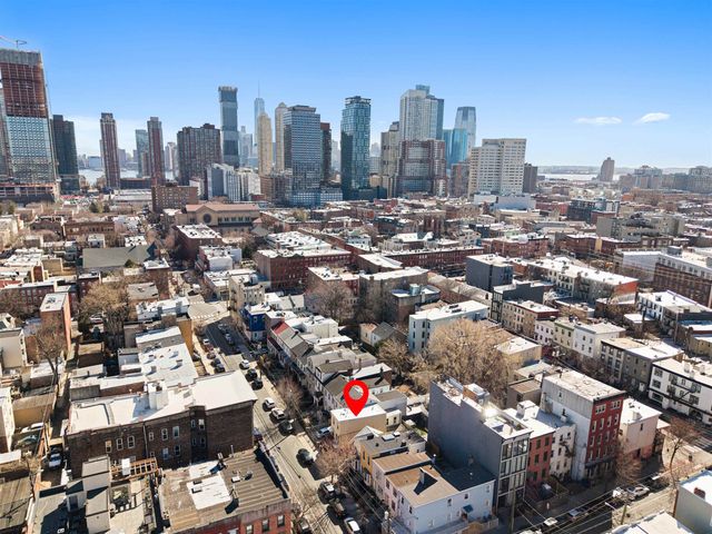 285 3RD ST, Jc, Downtown, NJ 07302
