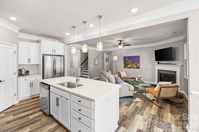 2315 Verde Creek Road, Charlotte, NC 28214