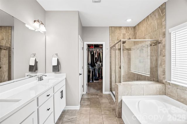 2315 Verde Creek Road, Charlotte, NC 28214