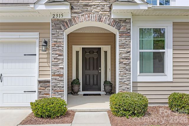 2315 Verde Creek Road, Charlotte, NC 28214