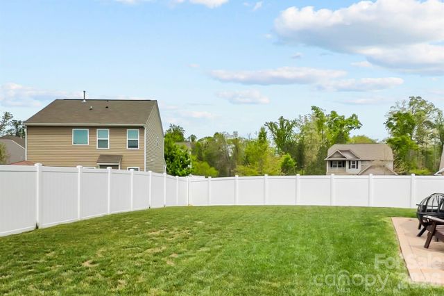 2315 Verde Creek Road, Charlotte, NC 28214