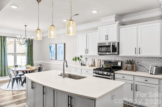 2315 Verde Creek Road, Charlotte, NC 28214