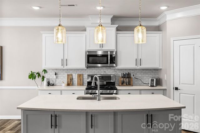 2315 Verde Creek Road, Charlotte, NC 28214