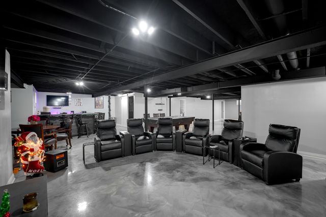 5319 Northwind Drive, Richton Park, IL 60471