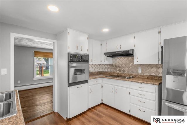 7534 Oakwood Street, Ralston, NE 68127