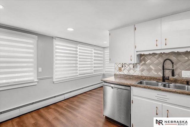 7534 Oakwood Street, Ralston, NE 68127