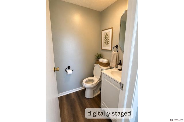 7534 Oakwood Street, Ralston, NE 68127