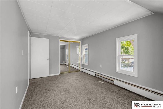 7534 Oakwood Street, Ralston, NE 68127
