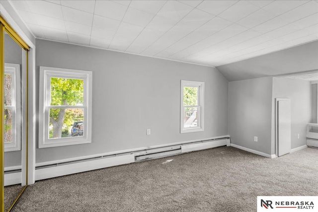 7534 Oakwood Street, Ralston, NE 68127