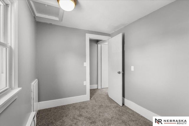 7534 Oakwood Street, Ralston, NE 68127