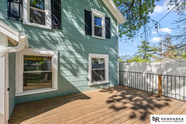 7534 Oakwood Street, Ralston, NE 68127