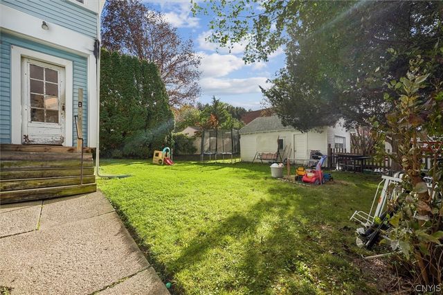 907 Woods Road, Geddes, NY 13209