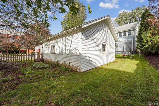 907 Woods Road, Geddes, NY 13209