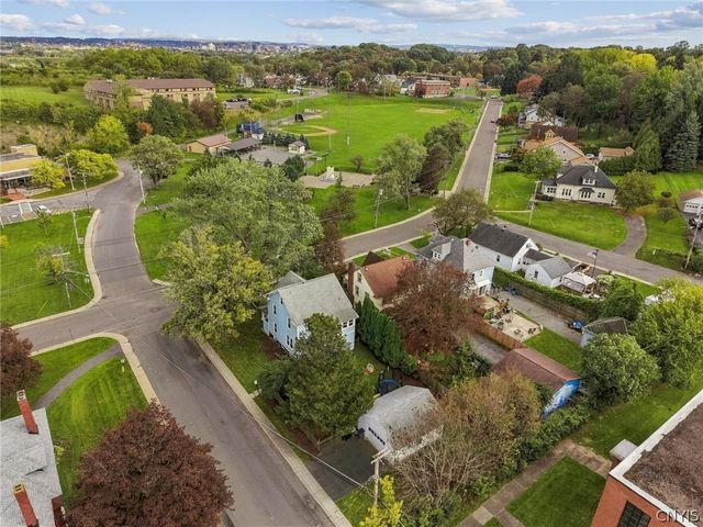 907 Woods Road, Geddes, NY 13209
