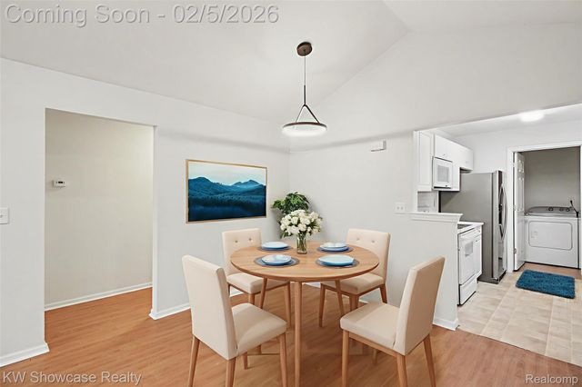 3480 TREMONTE Circle N, Oakland Charter Township, MI 48306