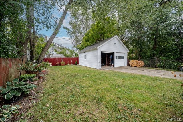 256 Englewood Avenue, Buffalo, NY 14214