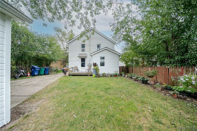 256 Englewood Avenue, Buffalo, NY 14214