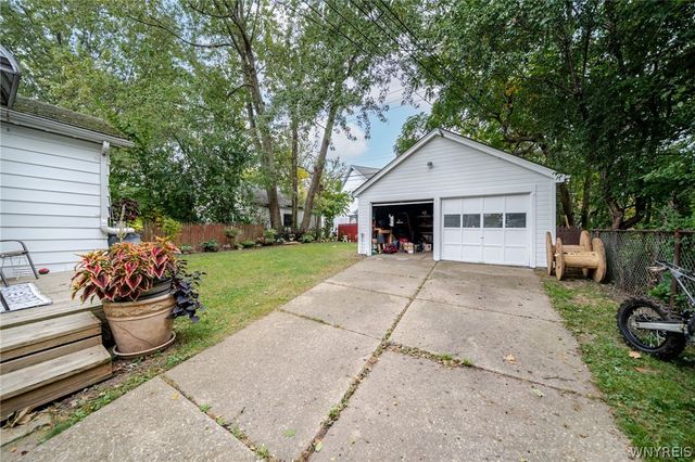 256 Englewood Avenue, Buffalo, NY 14214