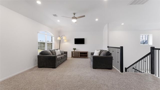 237 Jim Hall Lane, New Waverly, TX 77358