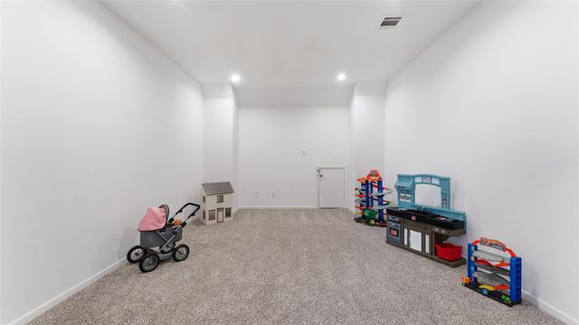 237 Jim Hall Lane, New Waverly, TX 77358