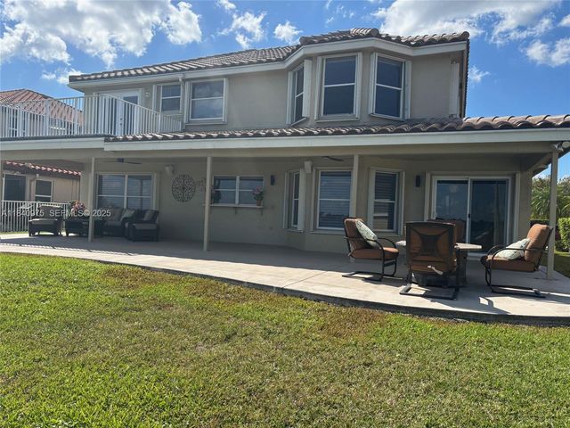 18265 NW 12th Street, Pembroke Pines, FL 33029