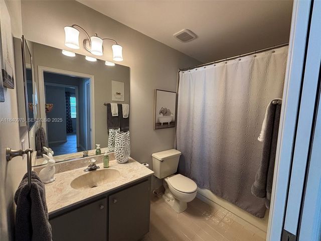 18265 NW 12th Street, Pembroke Pines, FL 33029