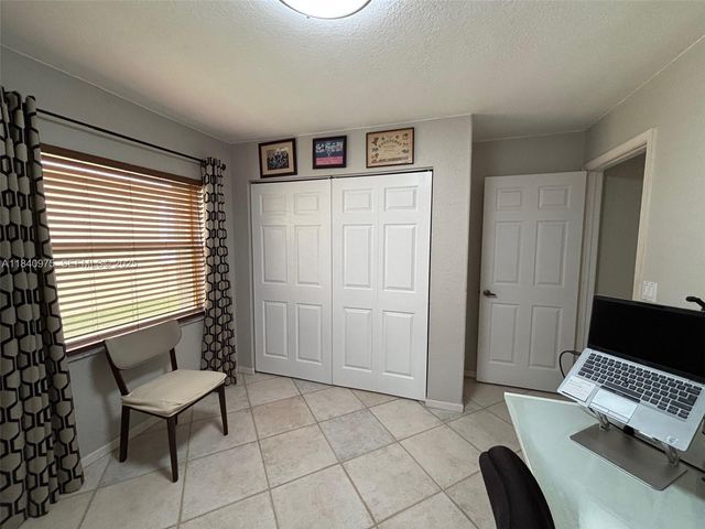18265 NW 12th Street, Pembroke Pines, FL 33029