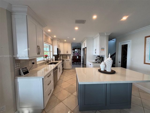 18265 NW 12th Street, Pembroke Pines, FL 33029