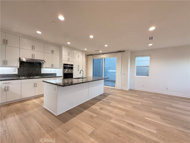 234 Tank, Irvine, CA 92618