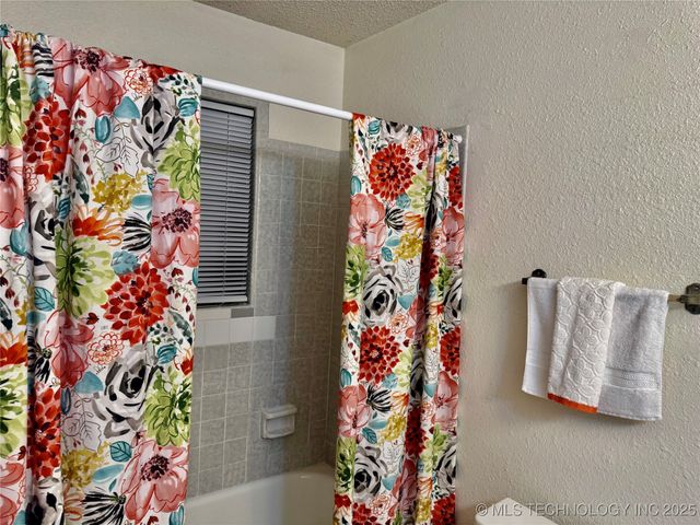 1626 N Cedar, Ardmore, OK 73401