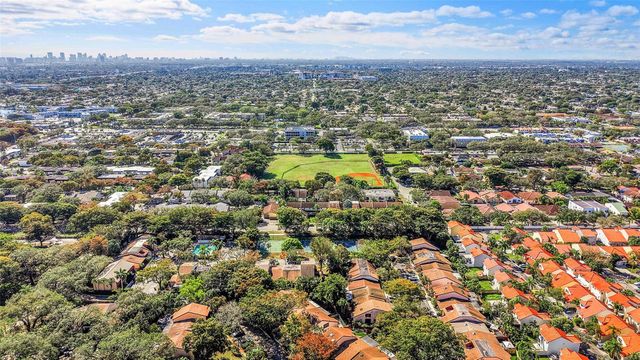 3585 Simms Street, Hollywood, FL 33021