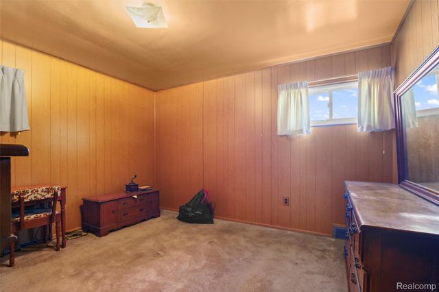 30854 Florence Street, Garden City, MI 48135