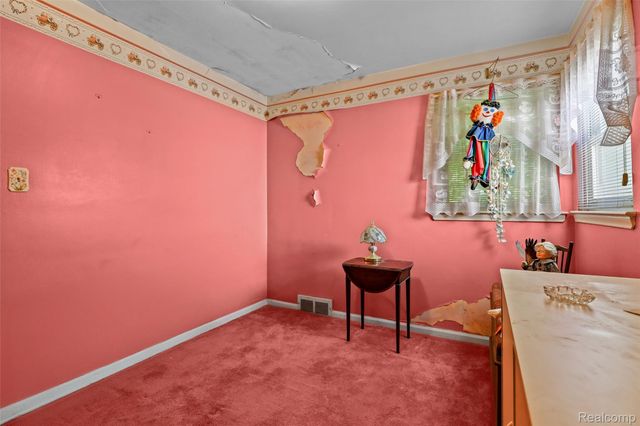 30854 Florence Street, Garden City, MI 48135