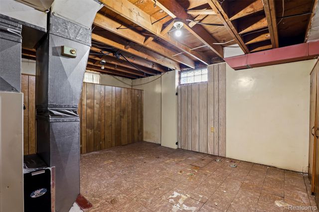 30854 Florence Street, Garden City, MI 48135