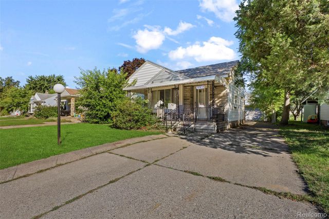 30854 Florence Street, Garden City, MI 48135