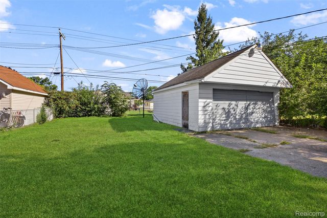 30854 Florence Street, Garden City, MI 48135