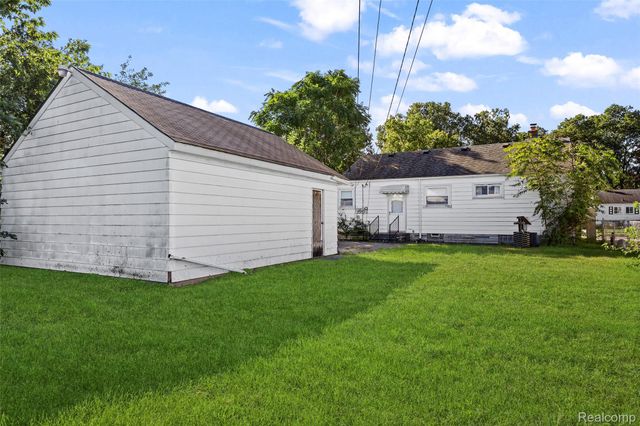30854 Florence Street, Garden City, MI 48135