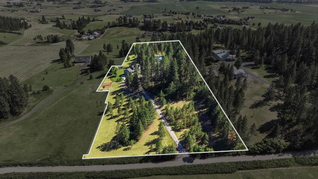 9516 E Day Rd, Mead, WA 99021