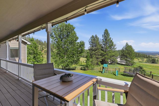 9516 E Day Rd, Mead, WA 99021