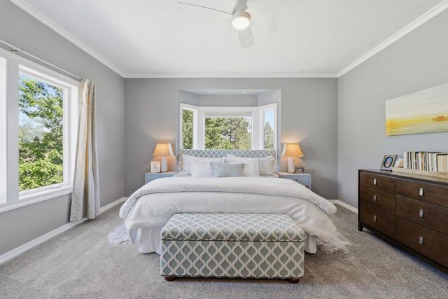 9516 E Day Rd, Mead, WA 99021