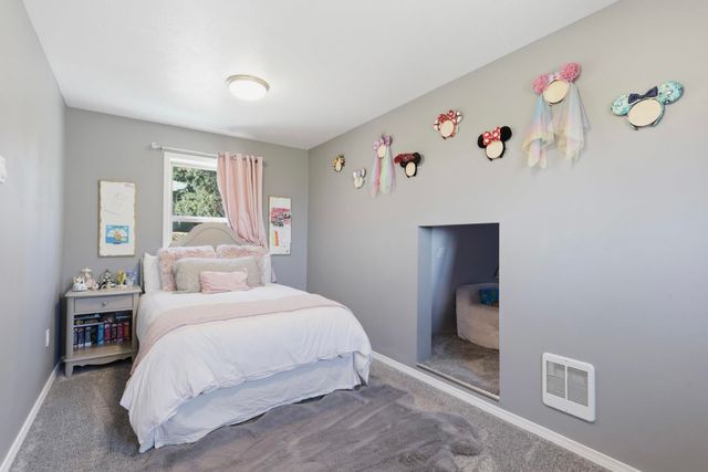 9516 E Day Rd, Mead, WA 99021