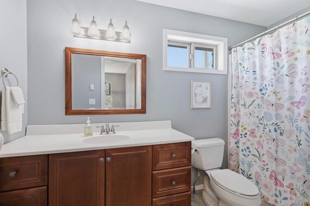 9516 E Day Rd, Mead, WA 99021