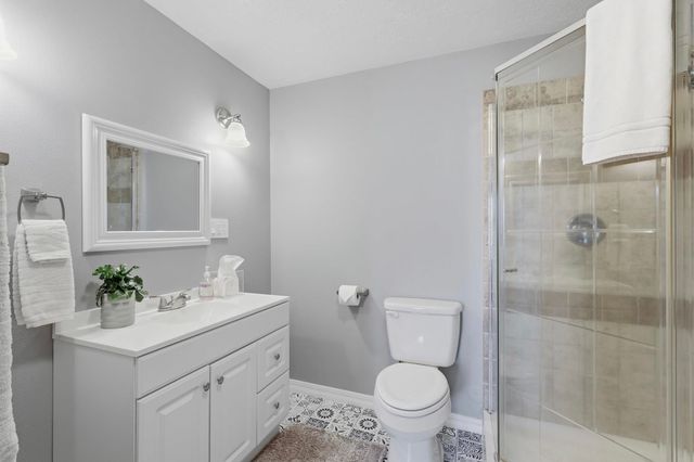 9516 E Day Rd, Mead, WA 99021